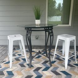 Outdoor Table 2 Barstools Modern Furniture 