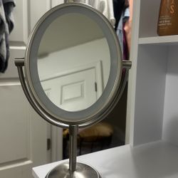 Vanity Mirror 