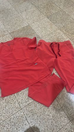 Figs nursing scrubs size large