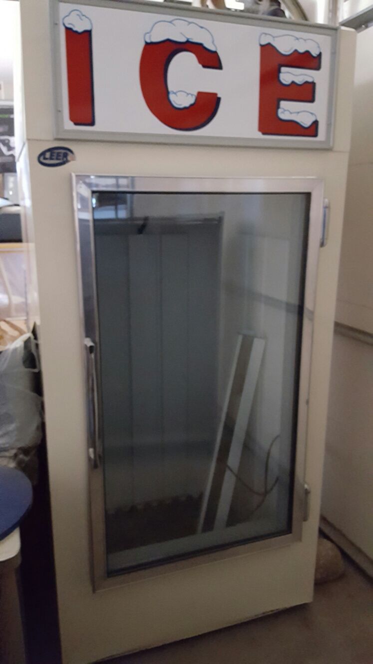 Commercial Ice Merchandiser for Sale in Glendale, AZ OfferUp
