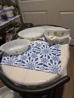 Kitchen bakeware
