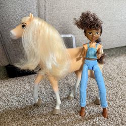 Spirit Untamed Pru and Chica Linda Toys