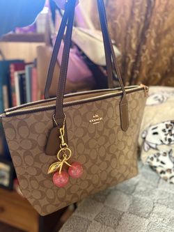 Coach tote