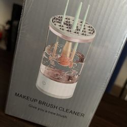 Brand New Automatic Makeup Brush Cleaner– Never opened, still sealed