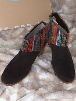 TOMS Leila Chocolate Suede Multi Textile Ankle Boots Size 10 NIB