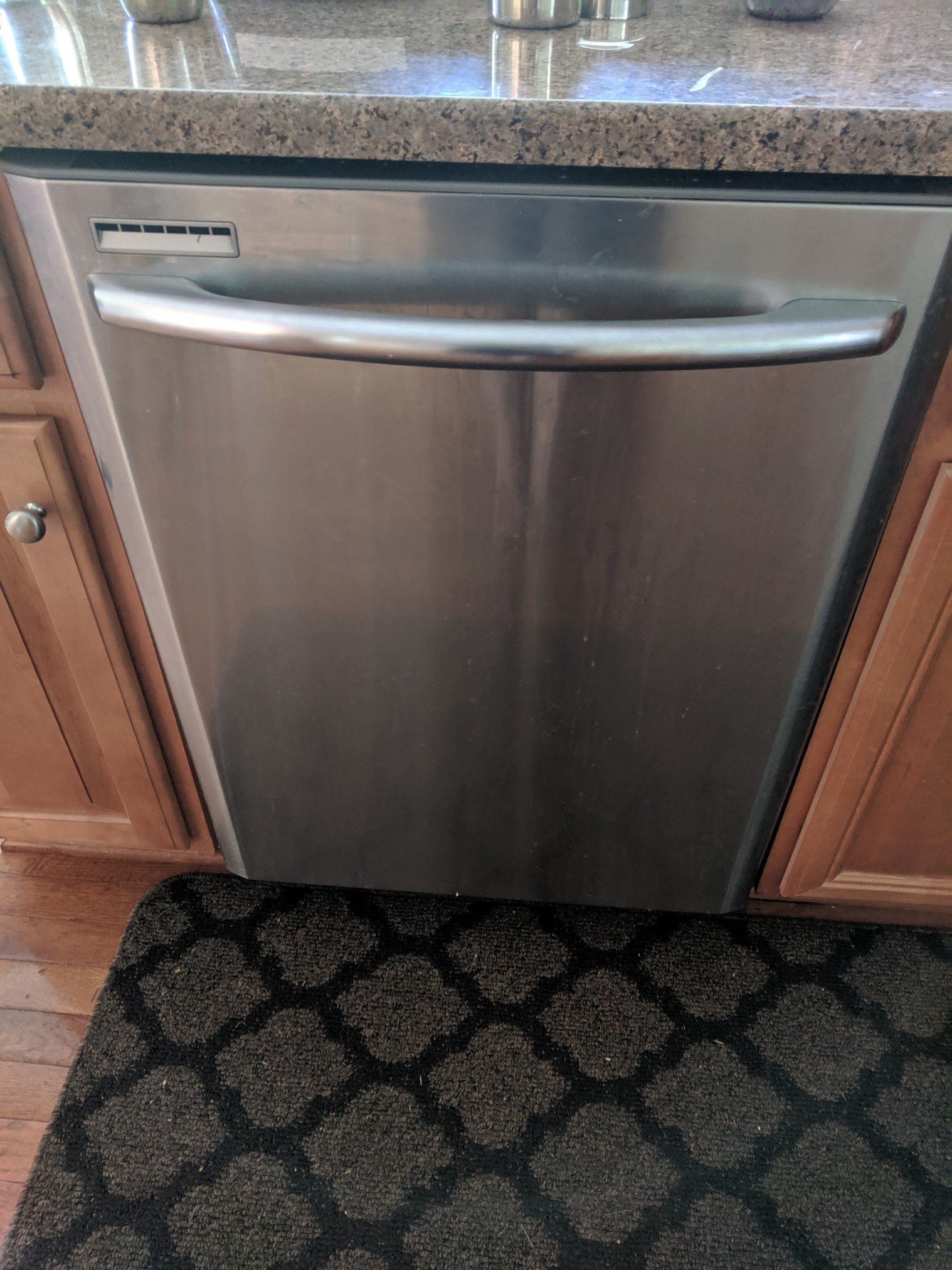 Maytag dishwasher stainless steel works well.obo
