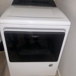 Electric Whirlpool Dryer.