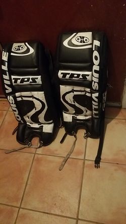 Hockey goalie pads