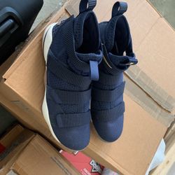 Nike Lebron- Size 11