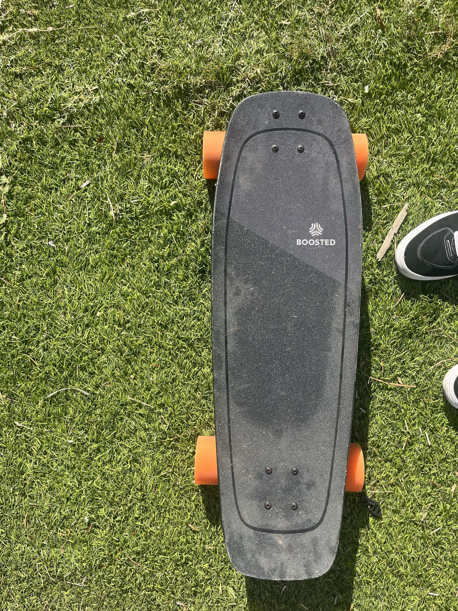 electric skateboard 