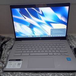 HP Chrome Laptop New With Wireless Mouse
