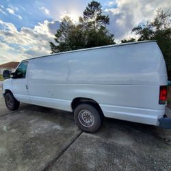2008 Ford E-250