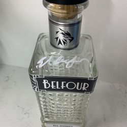 Eddie Belfour Autographed Collectible Bottle – Display / Hockey Memorabilia