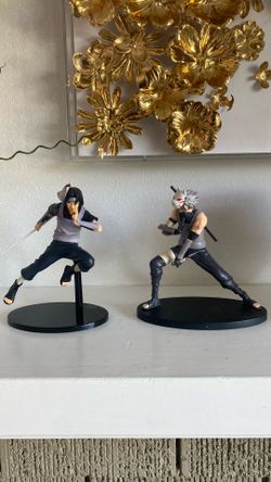 Itachi and Kakashi figures