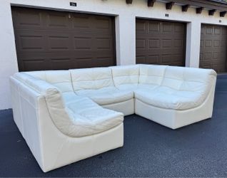 🛋️ Sofa/Couch Sectional - Z Gallerie - Modular - Delivery Available 🚛