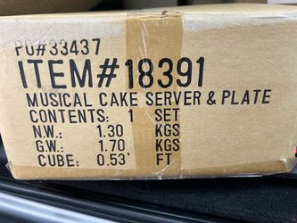 Musical cake server