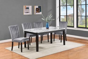 New 5pc Dining set
