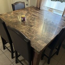 Kitchen Table And Chairs 