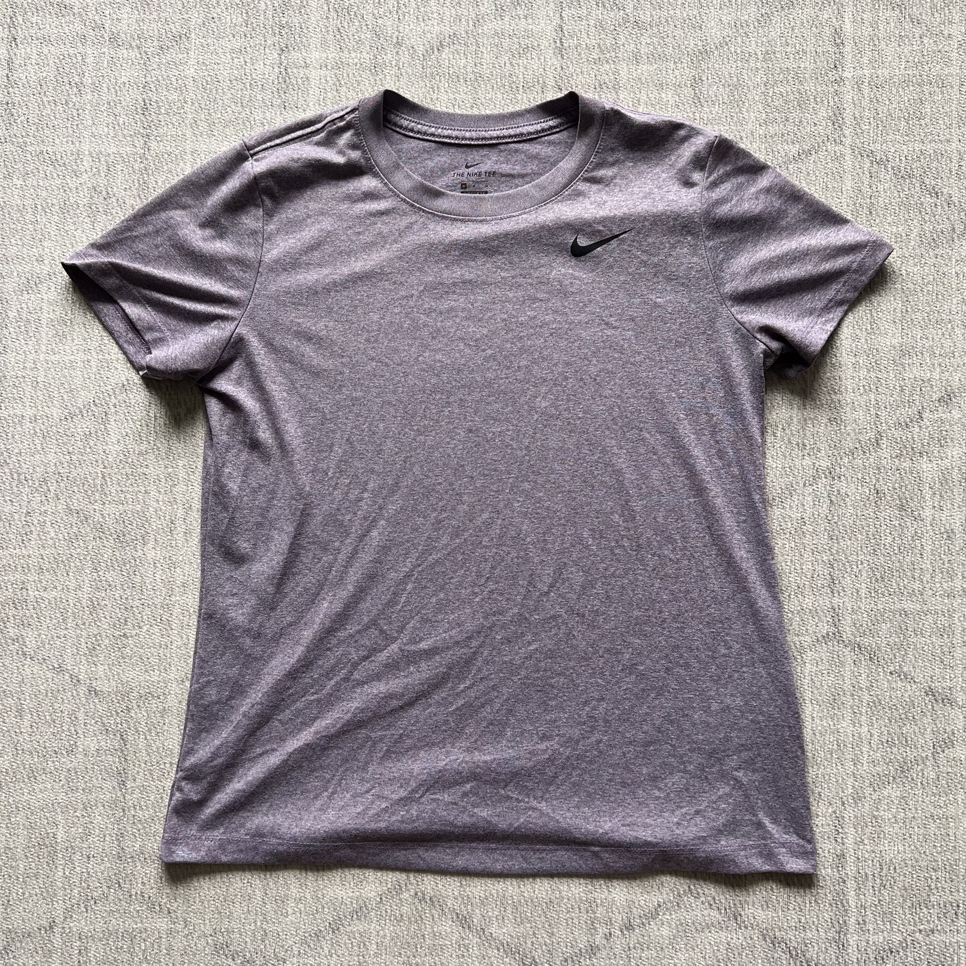 Nike Dri-fit Women’s Purple Athletic Gym Working Running Jersey Shirt MEDIUM