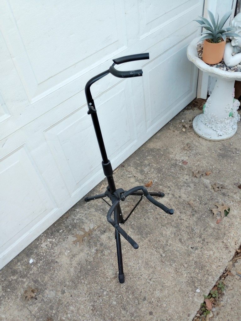 Guitar Stand 