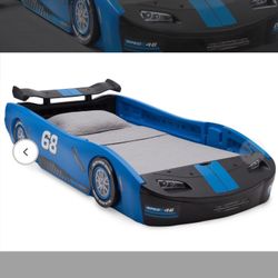 Delta Turbo Race Car Twin Bed (Blue)