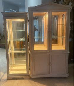 curio case