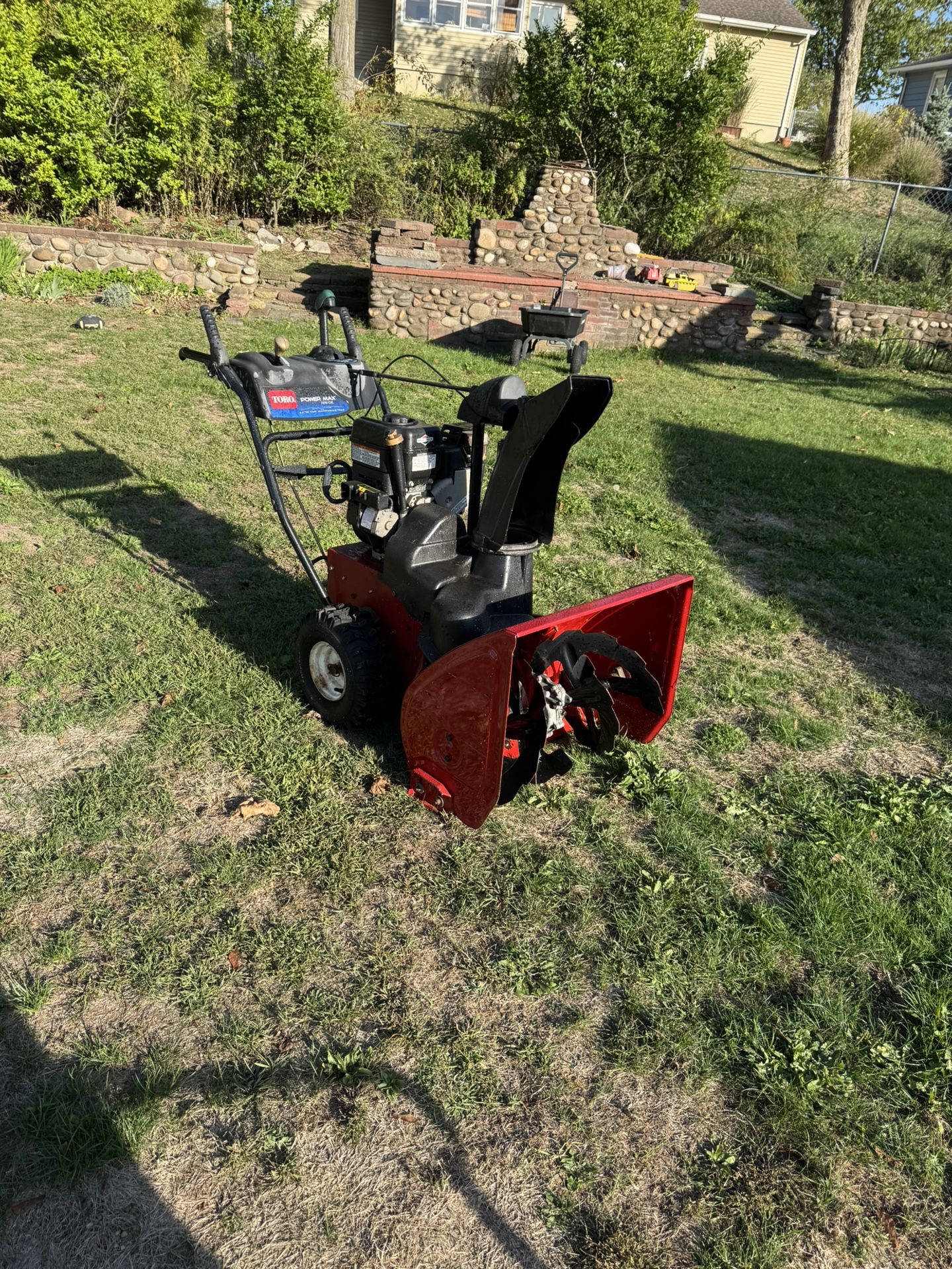 TORO Power Max 726 OE Snow Blower