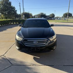 2015 Ford Taurus