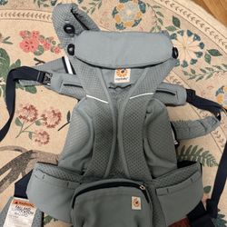 Ergobaby Omni Breeze Carrier