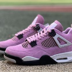 Air Jordan 4