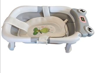 Collapsible baby bath tub