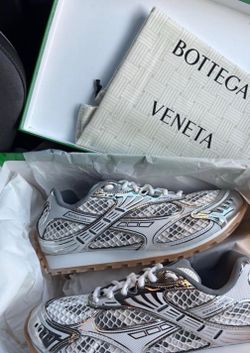 Silver bottegas