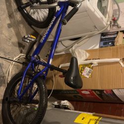 Bmx 20” Bike Mongoose (NEGOTIABLE)  