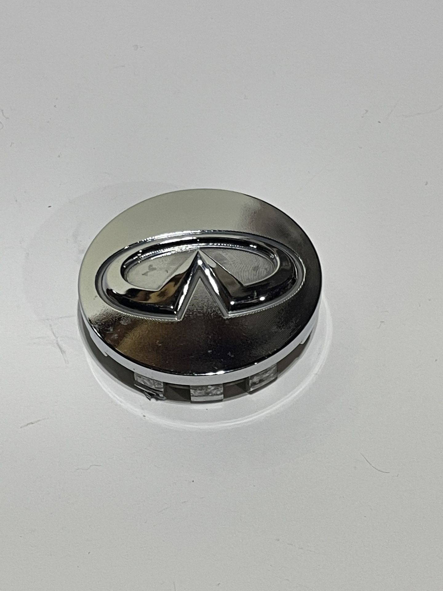 Infiniti Oem Center Cap