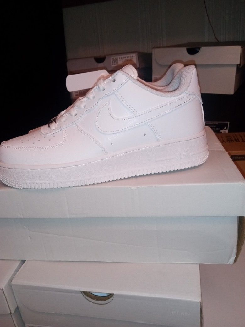 Nike Air Force 1 Size 7, 8, 8.5, 11 Brand New
