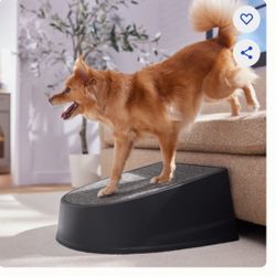**Free** Plastic Easy Step Stair For Cats & Dogs - Porch Pick Up.