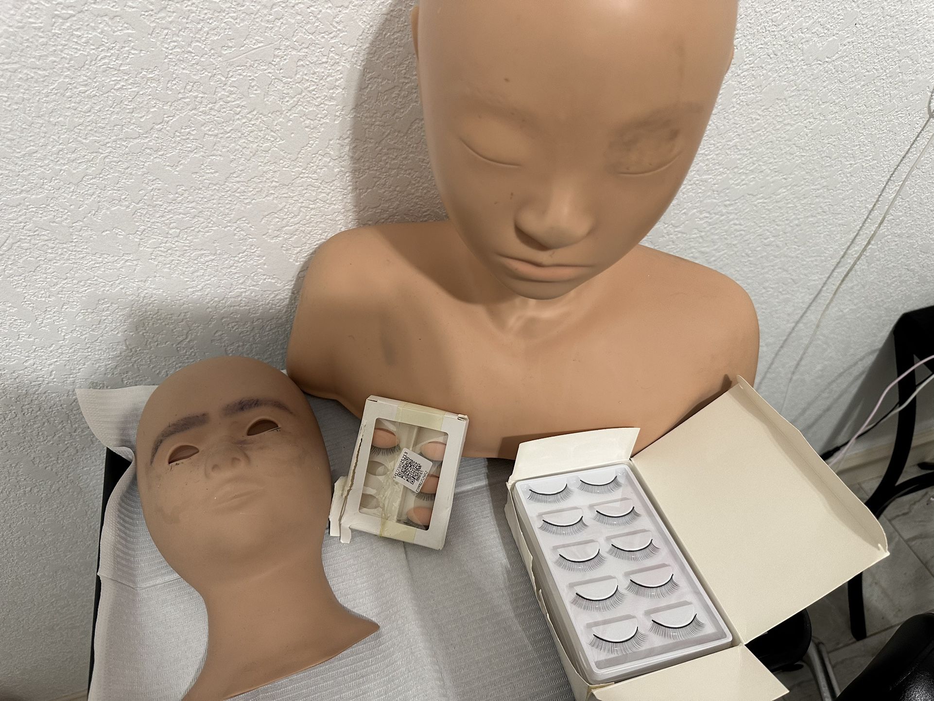 Eyelids for Mannequin Head Removable Eyelids with Eyelashes for Eyelash Training