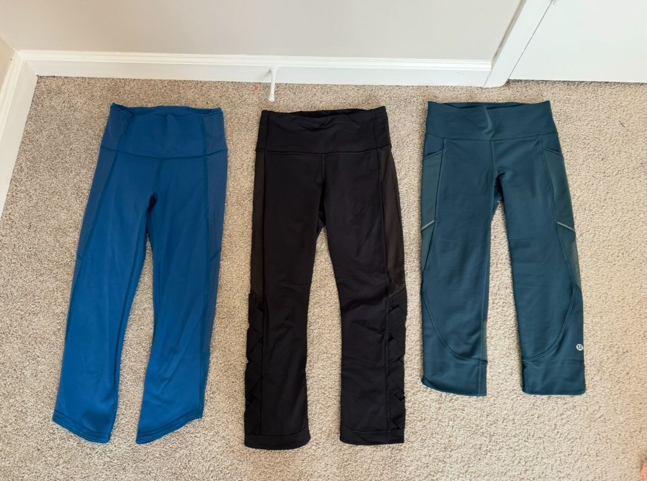 Lululemon Workout leggings bundle size 4