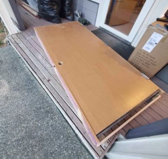Wooden Fire Door and Closet Bi-fold Doors (hollow core)