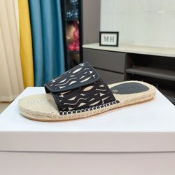 D.ior sandals size 4-11 