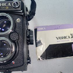 Yashica Matt 124G Film Camera