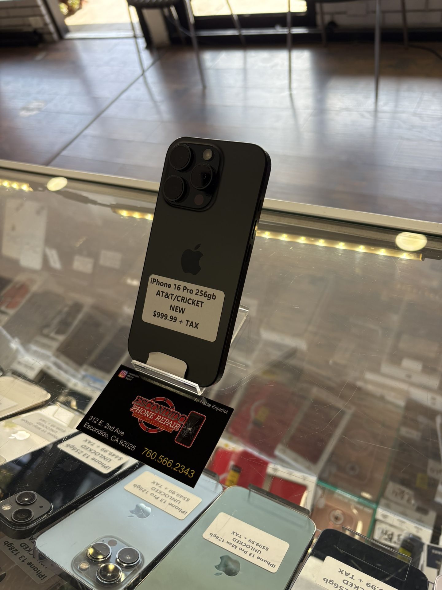 iPhone 16 Pro 256gb AT&T/CRICKET