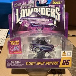 CarTuned Lowriders Show Glow Series 1 '61 Chevy Impala Sport Coupe # 05 Car Tune