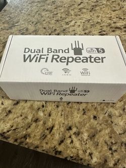 Dual Band WiFi 5 Repeater 1200Mbps