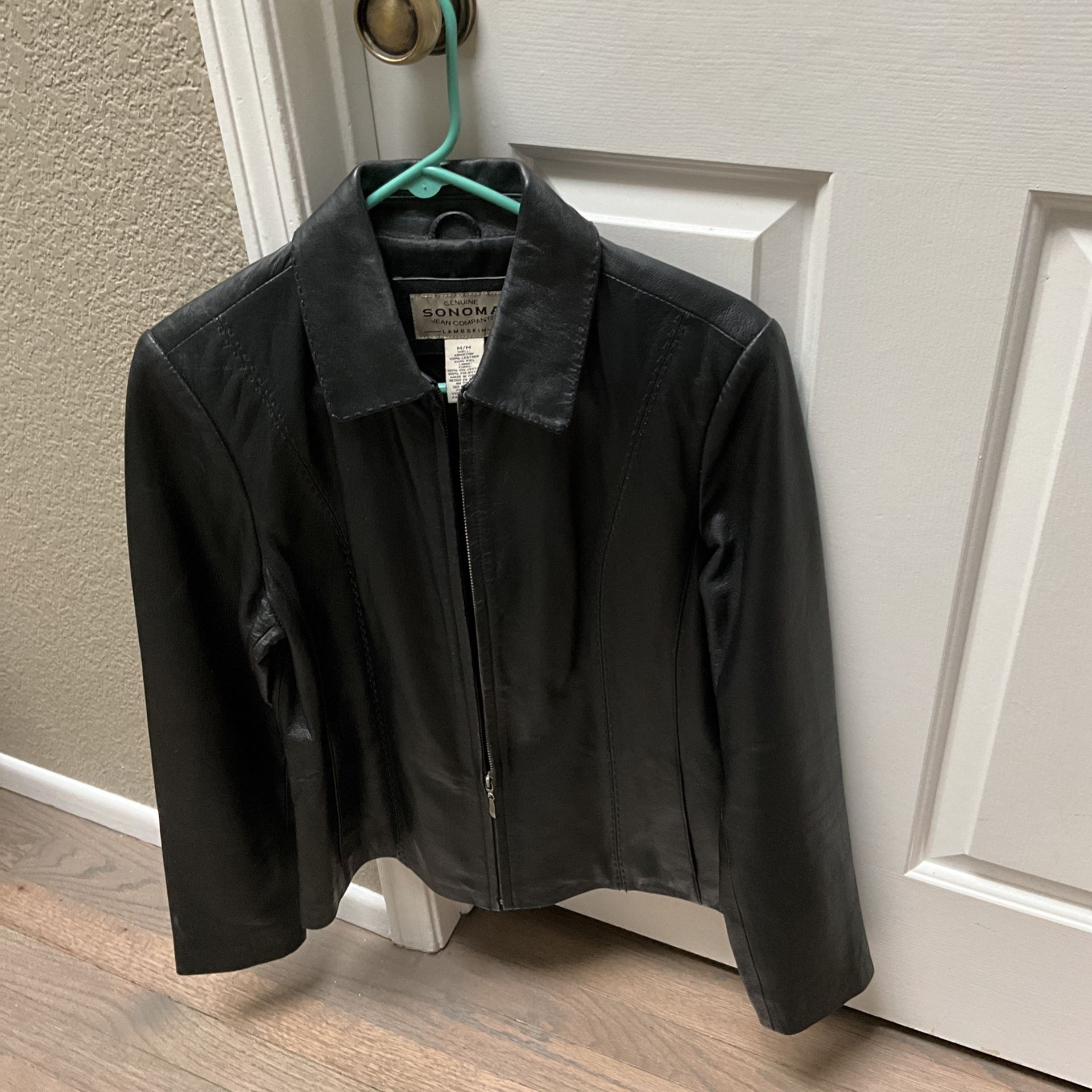 Women’s Sonoma Jean Company Med. Black Leather Jacket