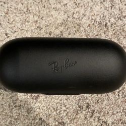 Rayban Round Stories Facebook Smart Sunglasses Charging Case