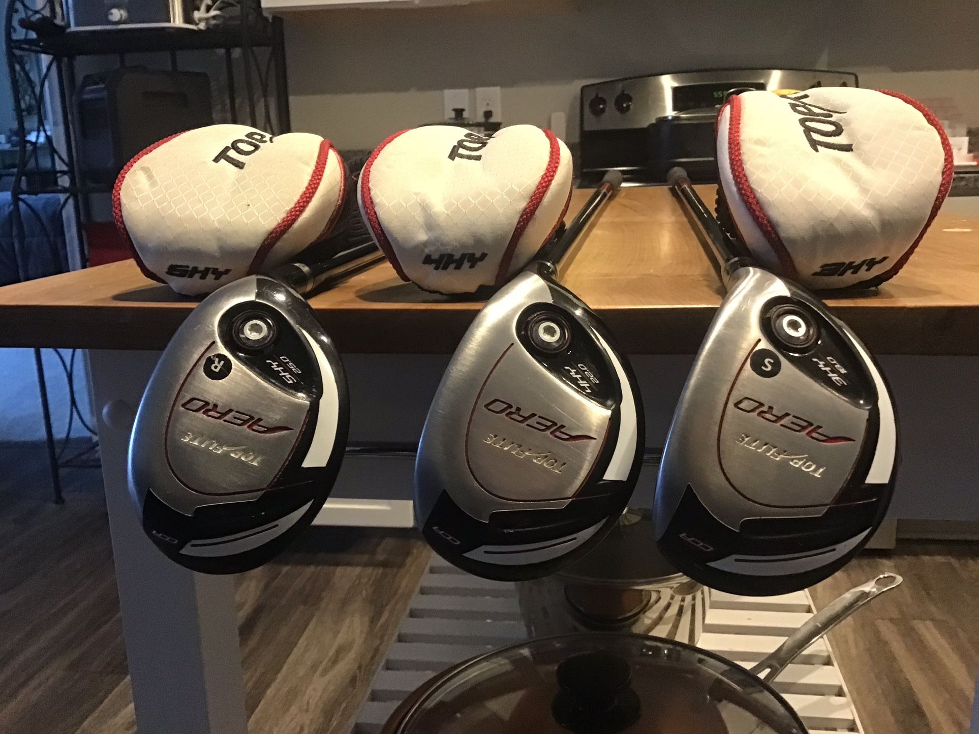 Golf Clubs Men’s Right Hand.