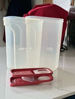 Storage containers
