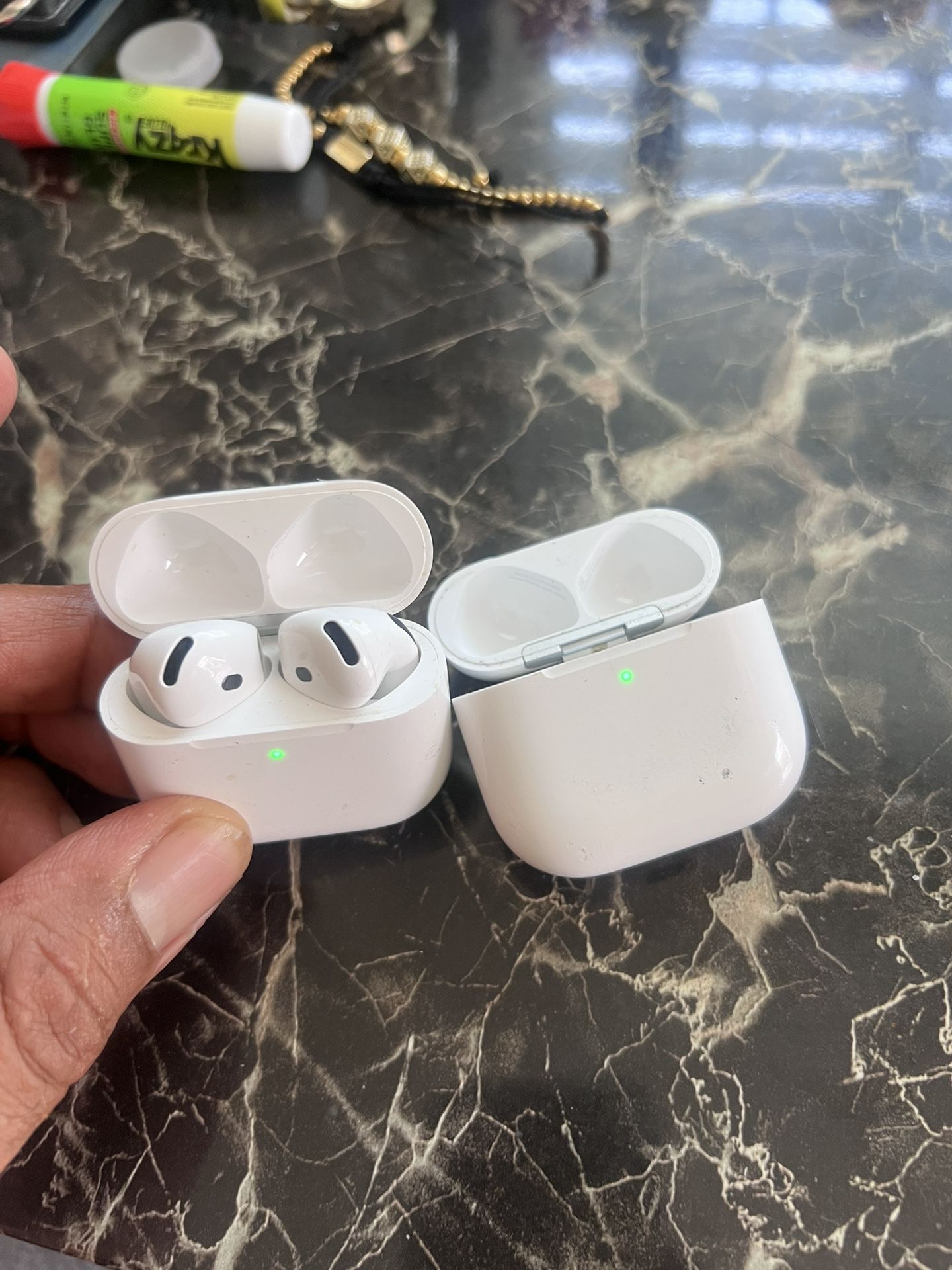 Apple AirPods 4 Wireless Earbuds, Bluetooth Headphones,