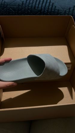 Used one coach blue slides